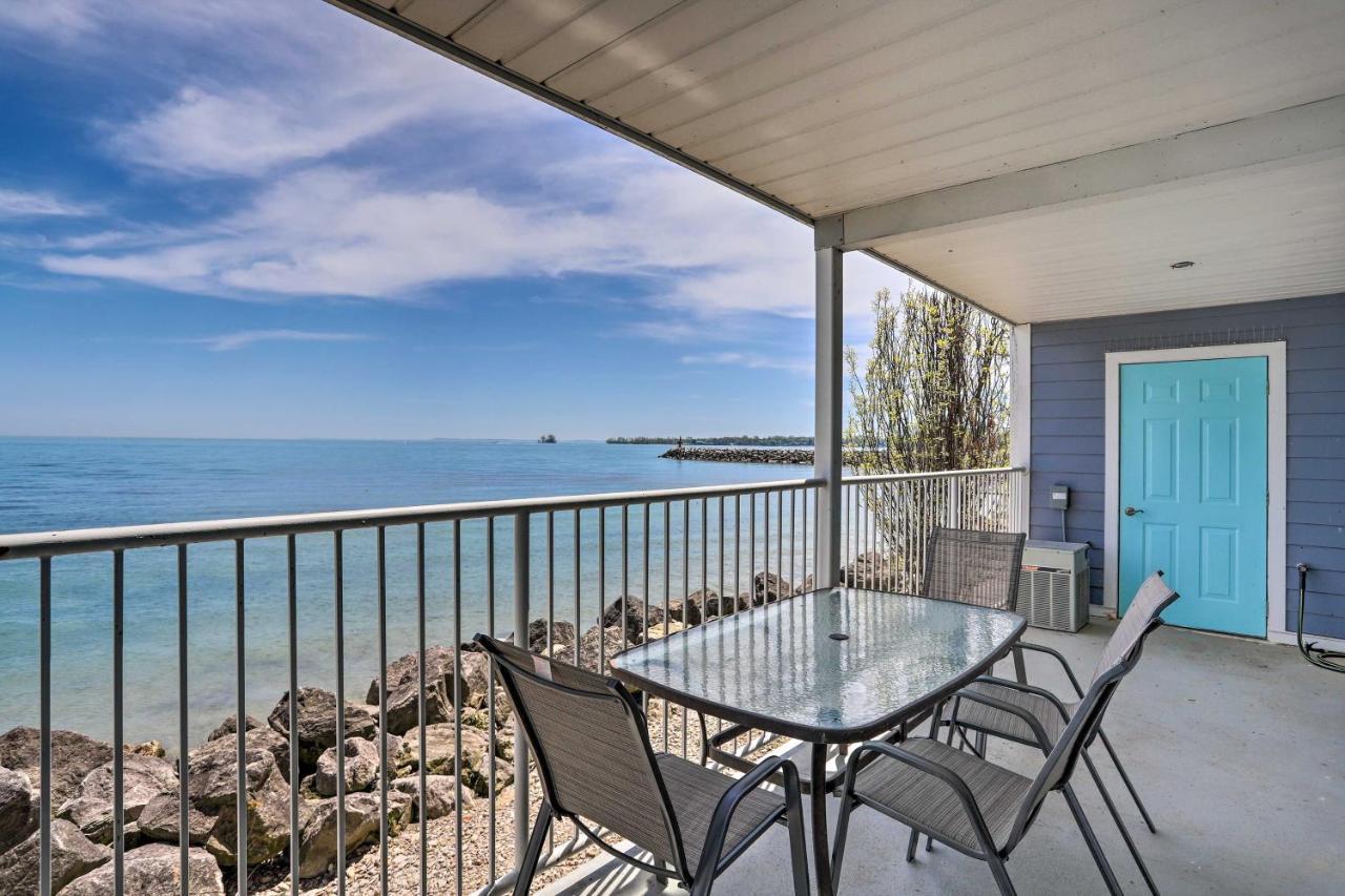 Cozy Lakefront Middle Bass Retreat With Balcony Put-in-Bay Exterior foto