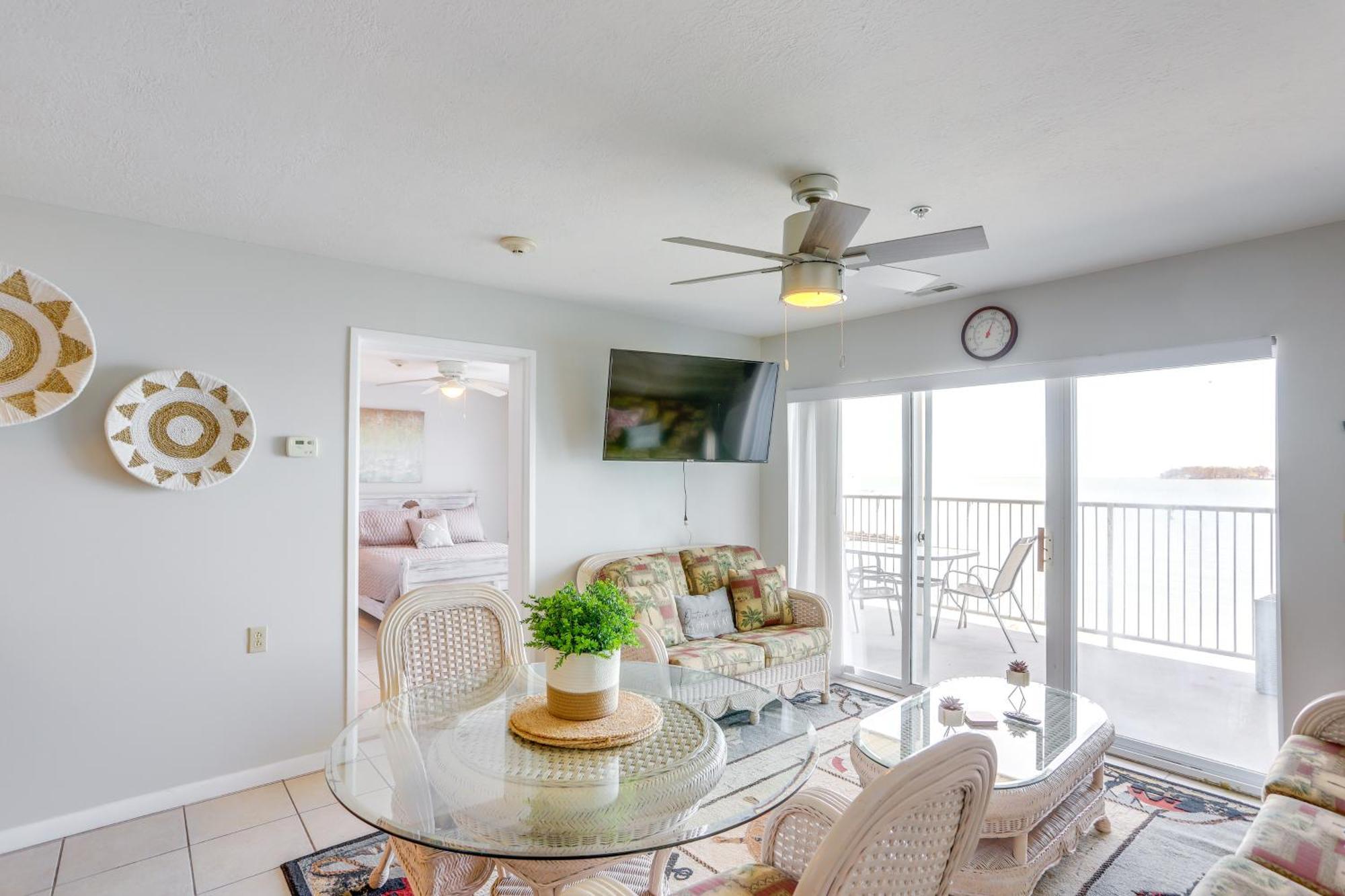 Cozy Lakefront Middle Bass Retreat With Balcony Put-in-Bay Exterior foto